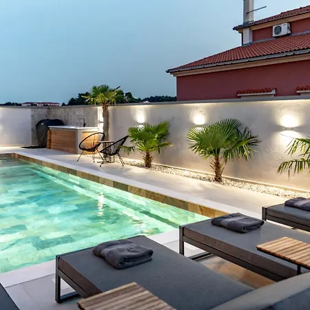 Private Wellness On Rab - Rab With Pool Jacuzzi Sauna And Total Privacy * Rab Town