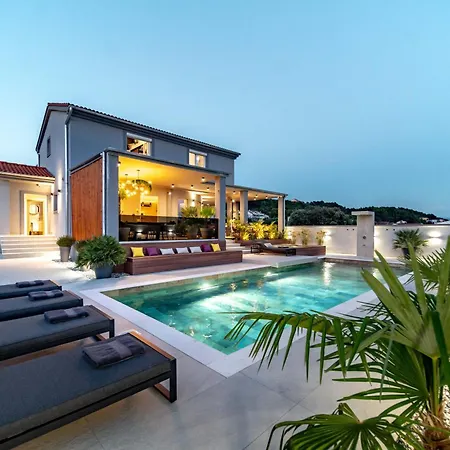 Private Wellness On Rab - Rab With Pool Jacuzzi Sauna And Total Privacy *