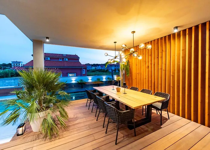 Private Wellness On Rab - Rab With Pool Jacuzzi Sauna And Total Privacy * Rab Town