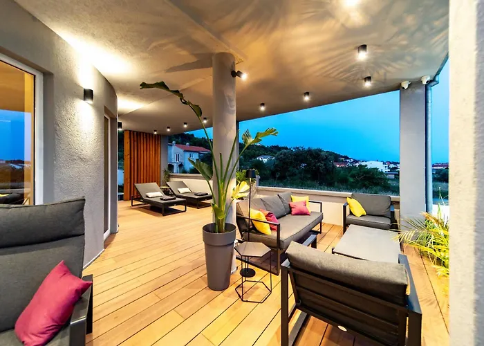 Villa Private Wellness On Rab - Rab With Pool Jacuzzi Sauna And Total Privacy Rab Town